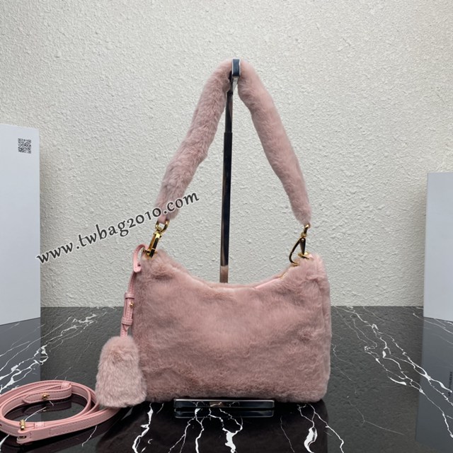 Prada專櫃新款Hobo毛毛包 1BC204 普拉達秋冬款山羊毛腋下包肩背女包 csp1464